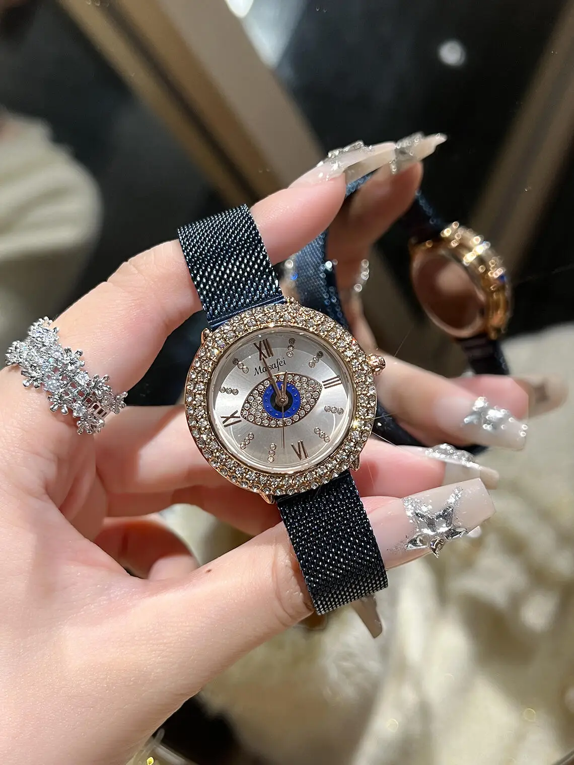 Cross-Border Diamond Watch Set for Women Light Luxury Waterproof — feature 5