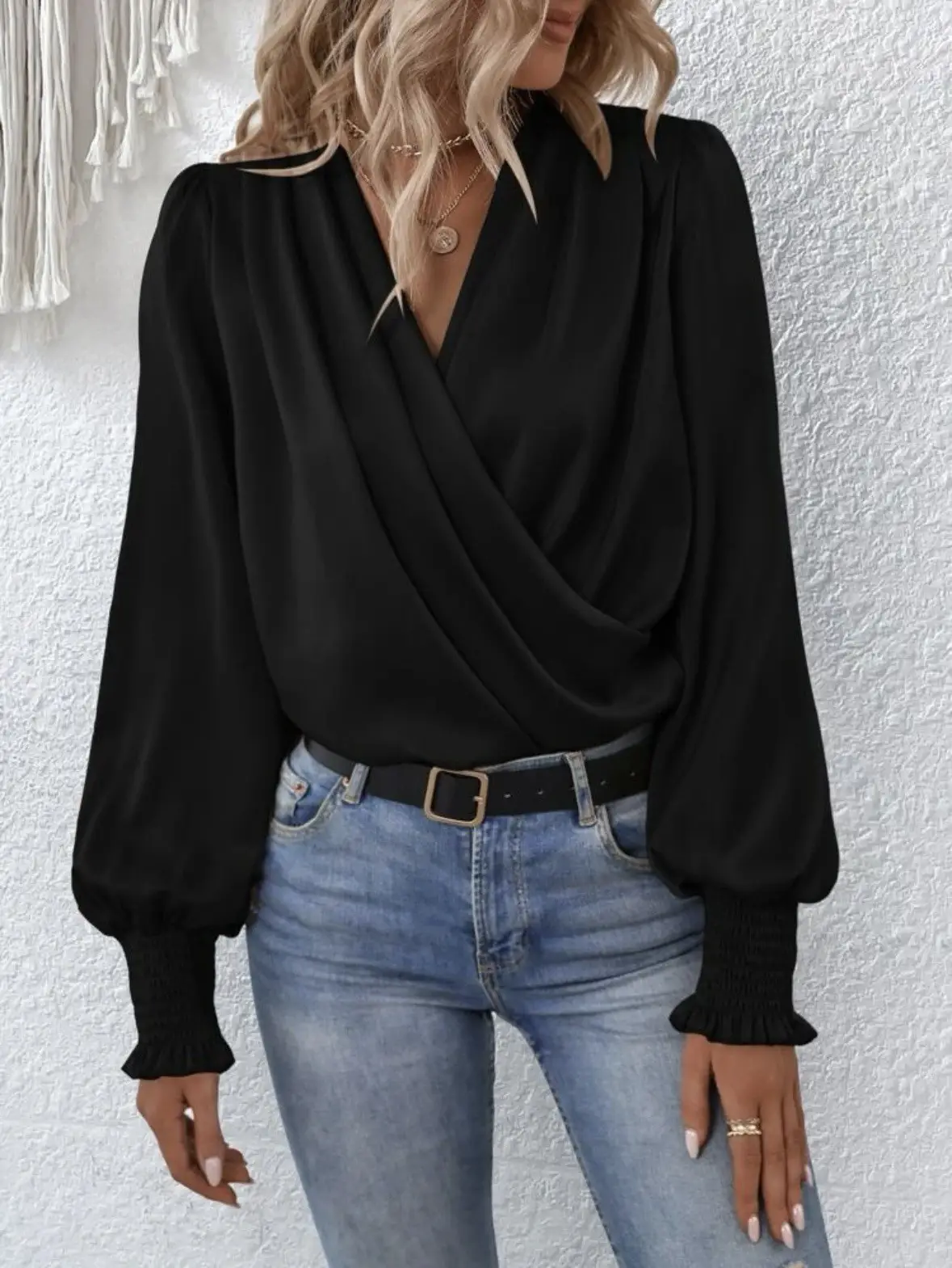 Black V Neck Lantern Sleeves Elegant Commuter Shirt — feature 3