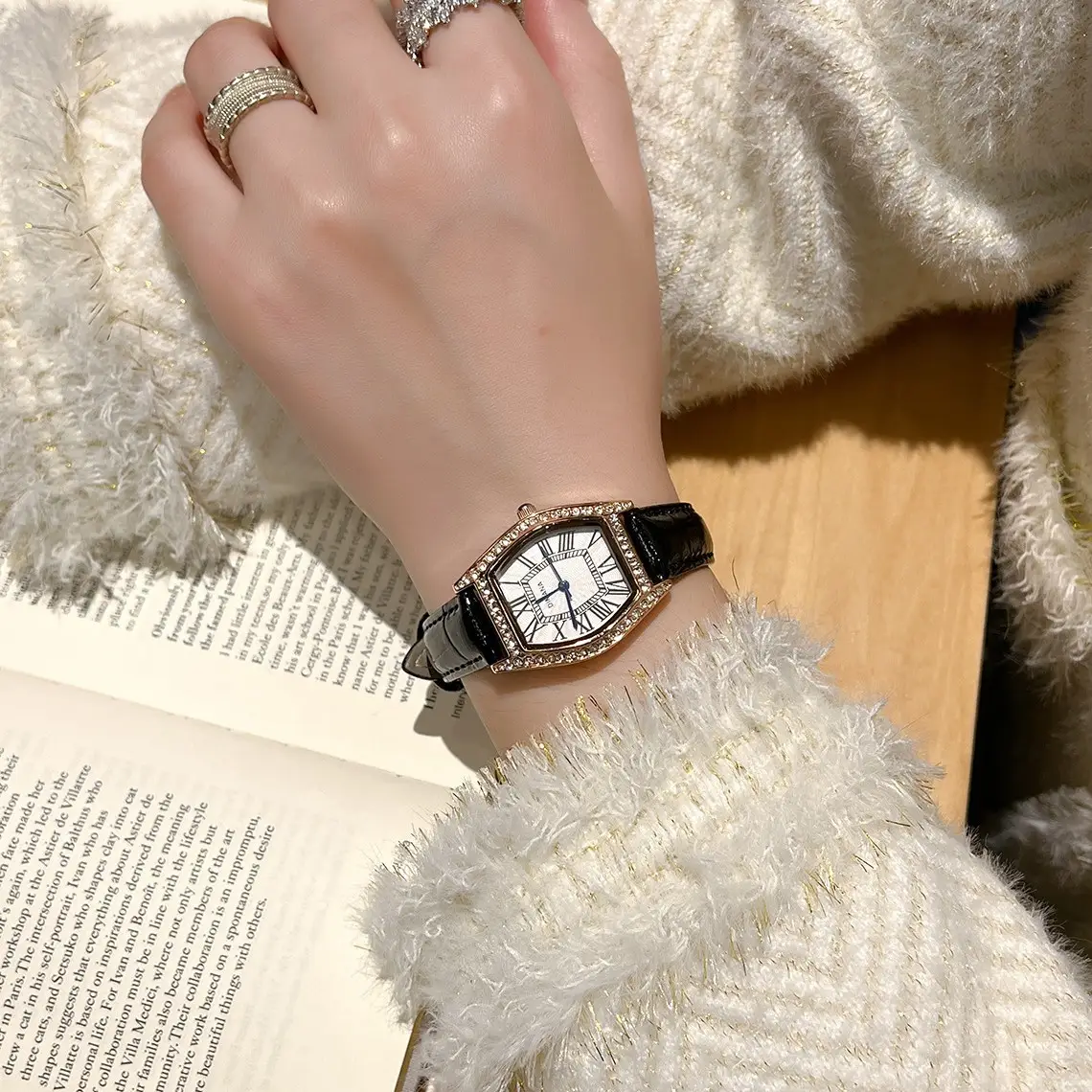 Diamond Watch for Women Korean Style Simple Roman Scale - Image 4