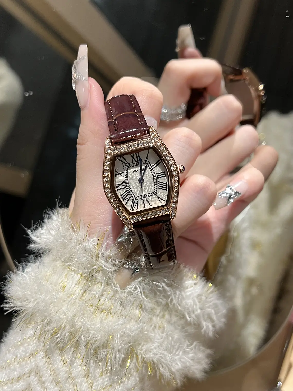 Diamond Watch for Women Korean Style Simple Roman Scale — feature 9