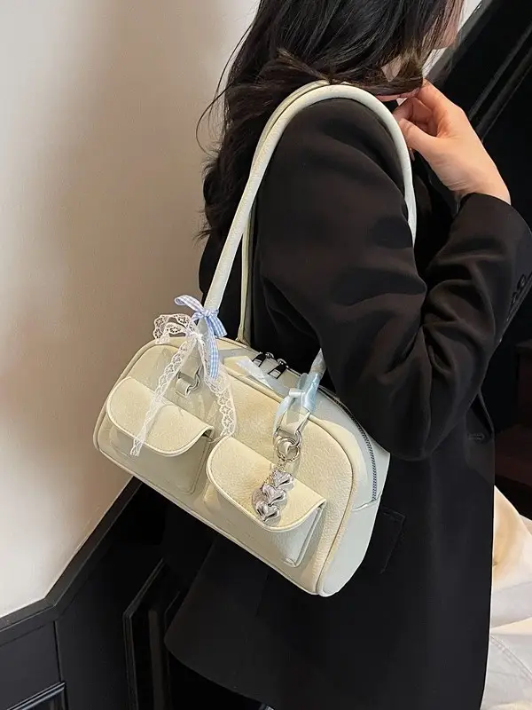 Women's Cream Crossbody Bag with Chain Strap - Image 10