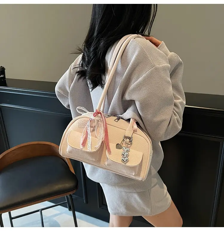 Women's Cream Crossbody Bag with Chain Strap — feature 12