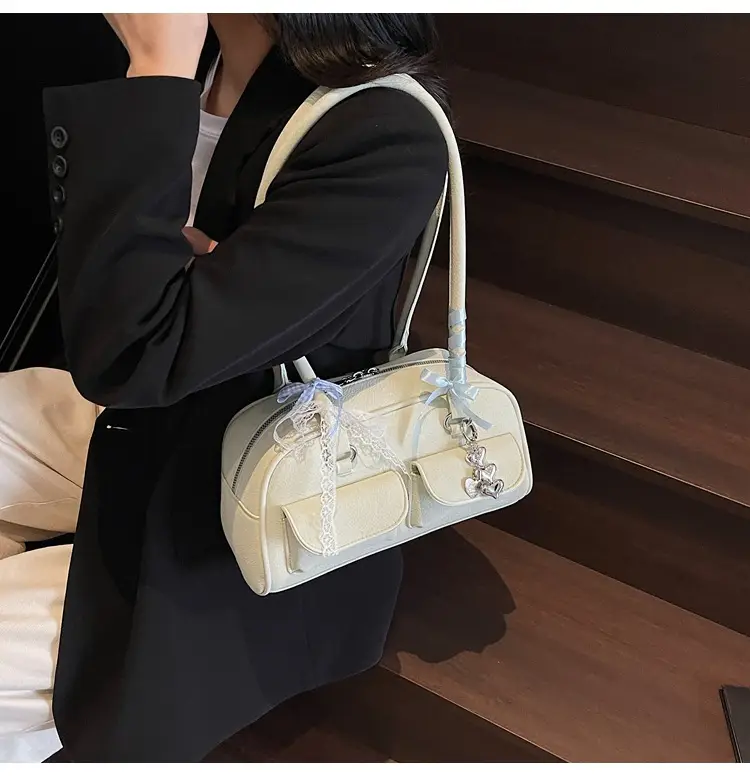 Women's Cream Crossbody Bag with Chain Strap — feature 15