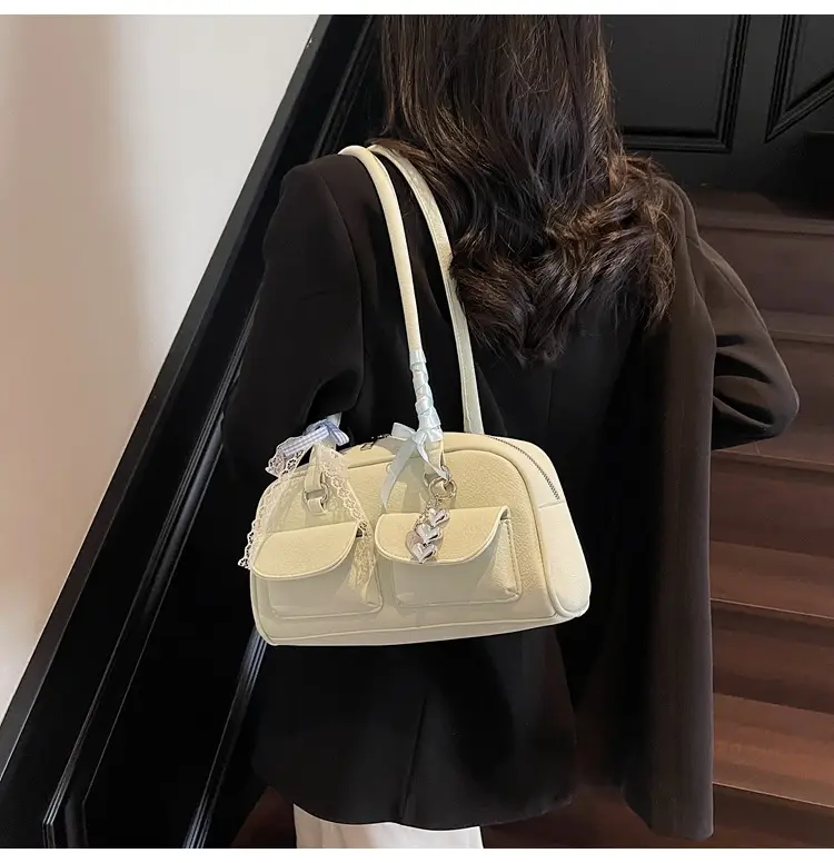 Women's Cream Crossbody Bag with Chain Strap — feature 16