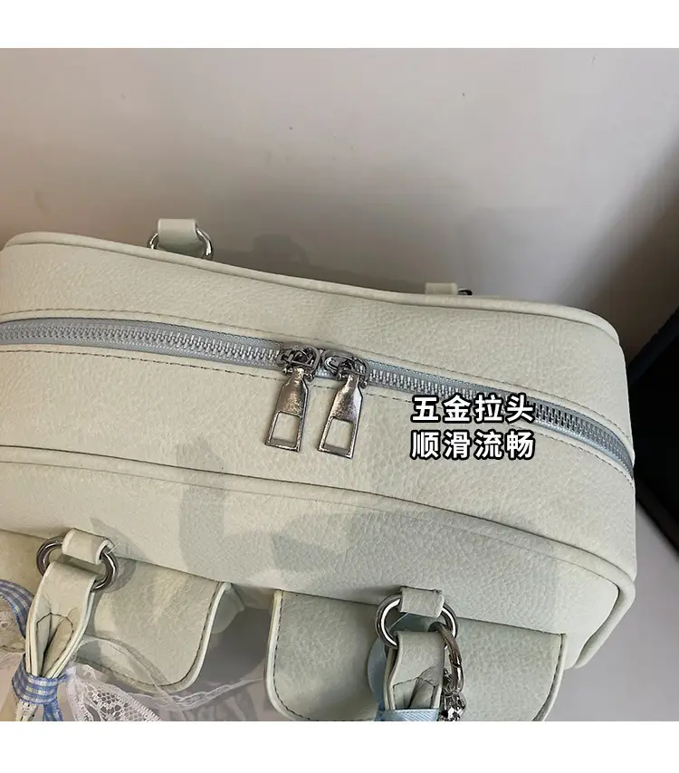 Women's Cream Crossbody Bag with Chain Strap — feature 5