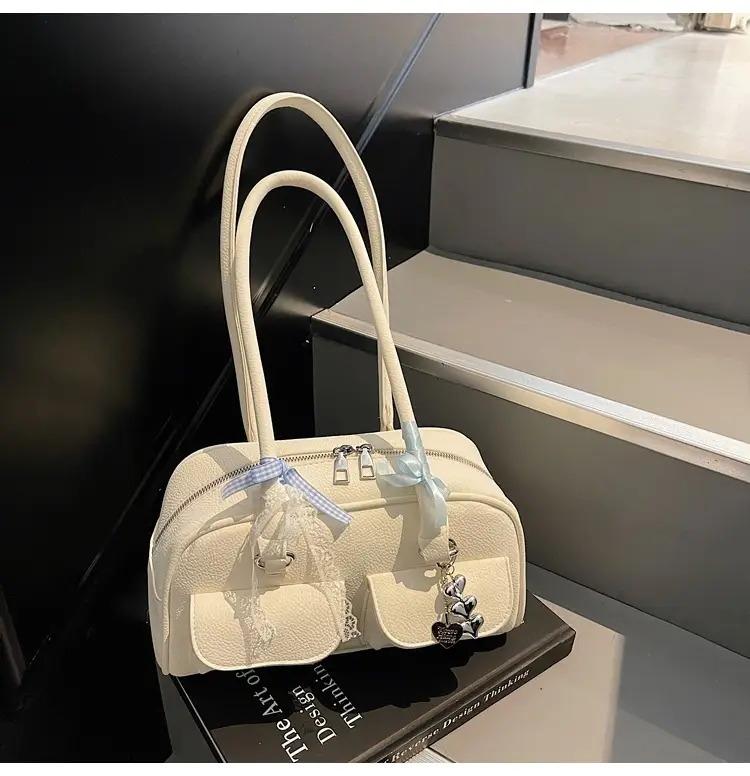 Women's Cream Crossbody Bag with Chain Strap - Image 3