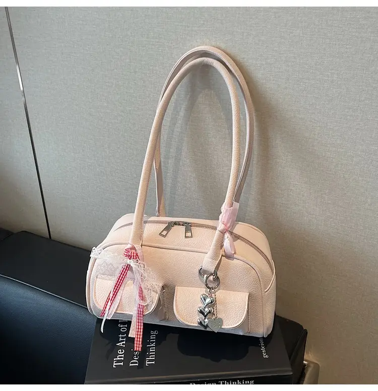 Women's Cream Crossbody Bag with Chain Strap - Image 7