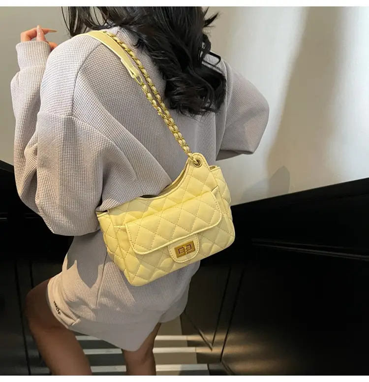 Pink Rhombus Chain Shoulder Bag for Women 2025 — feature 20
