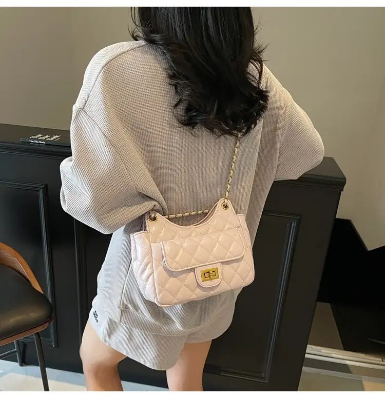Pink Rhombus Chain Shoulder Bag for Women 2025 — feature 23