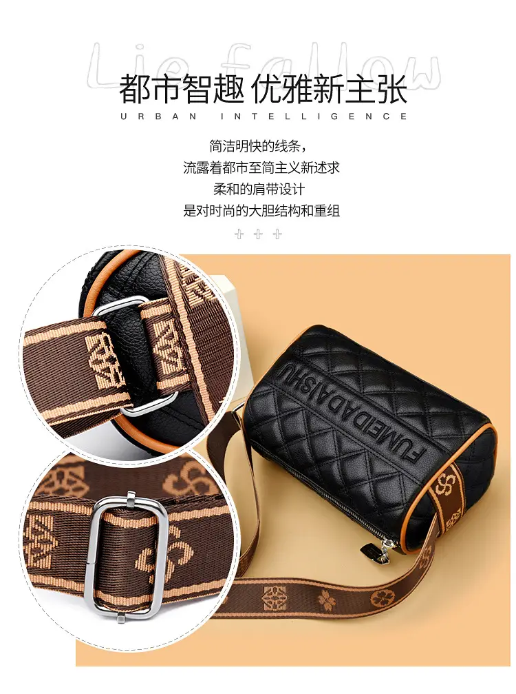 Black Quilted Women's Crossbody Bag with Fumeida Aishu Logo — feature 3