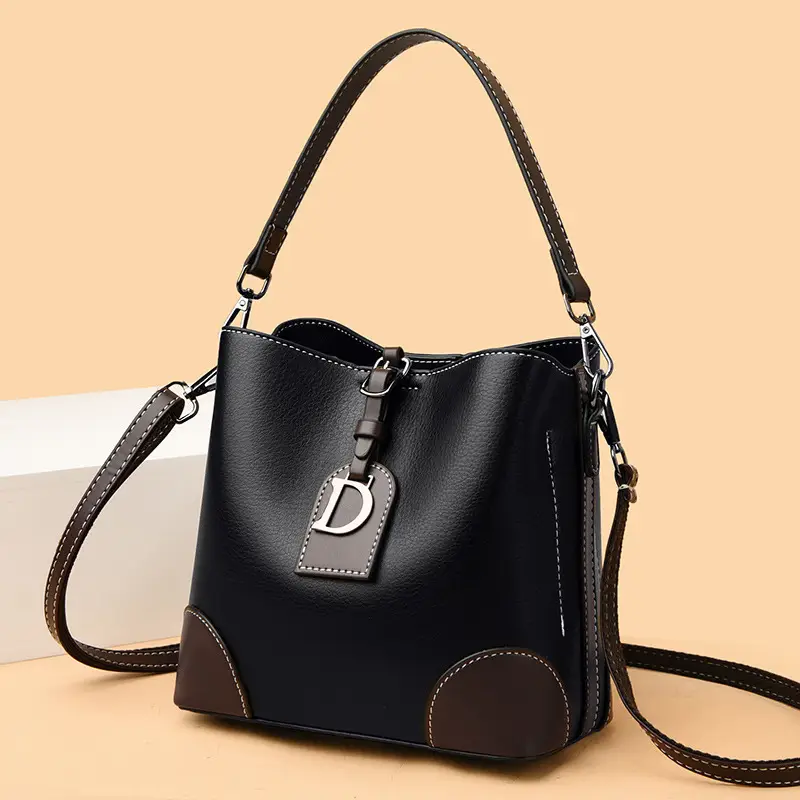 Women's Black D-Log Crossbody Bag 2025 New Arrival - Image 2