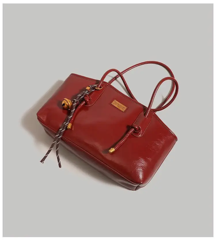 Red Festive Bridal Wedding Bag for Women 2026 — feature 10