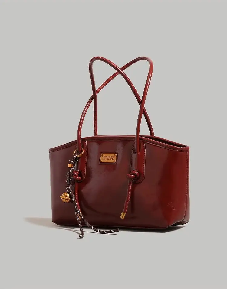 Red Festive Bridal Wedding Bag for Women 2026 — feature 4