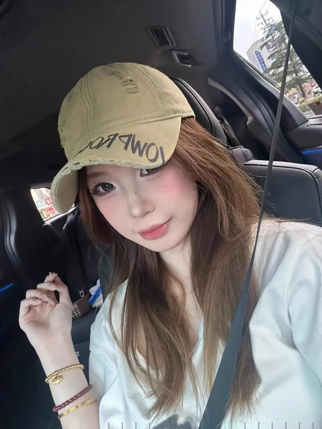 Women Vintage Distressed Cap Sun Protection Duckbill Cap — feature 10