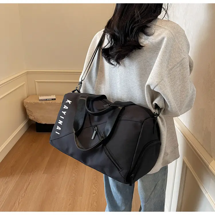 Large Capacity Fitness Sports Shoulder Bag Grey — feature 24