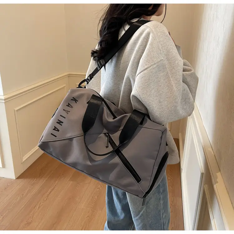 Large Capacity Fitness Sports Shoulder Bag Grey — feature 34