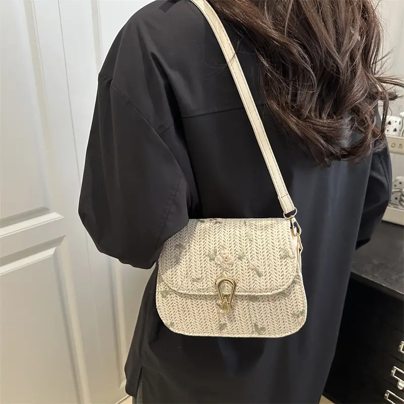 Korean Style Straw Latch Bag for Women - Image 4