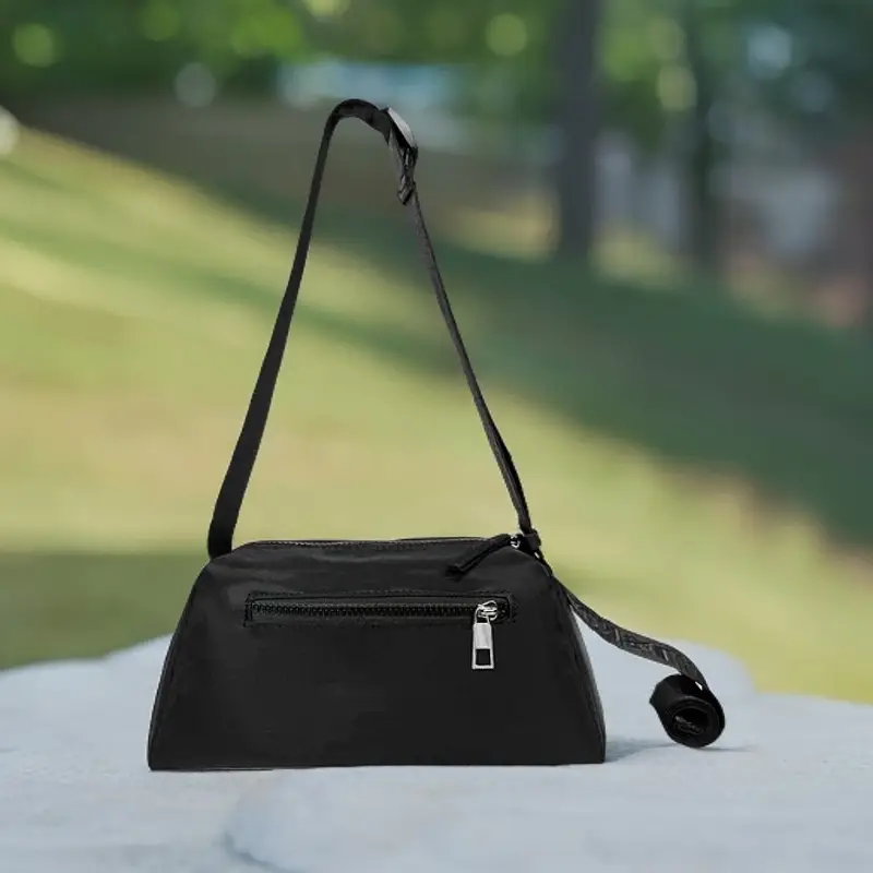 Black Crossbody Bag for Men Women 2025 Summer — feature 4