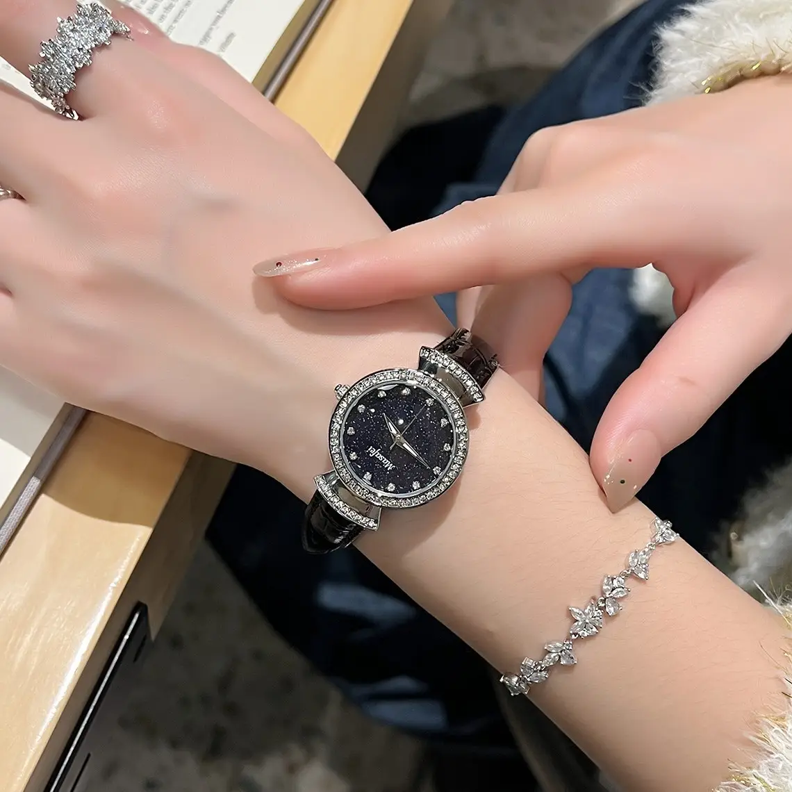 Lady's Watch Blue Crystal Water Resistant - Image 4