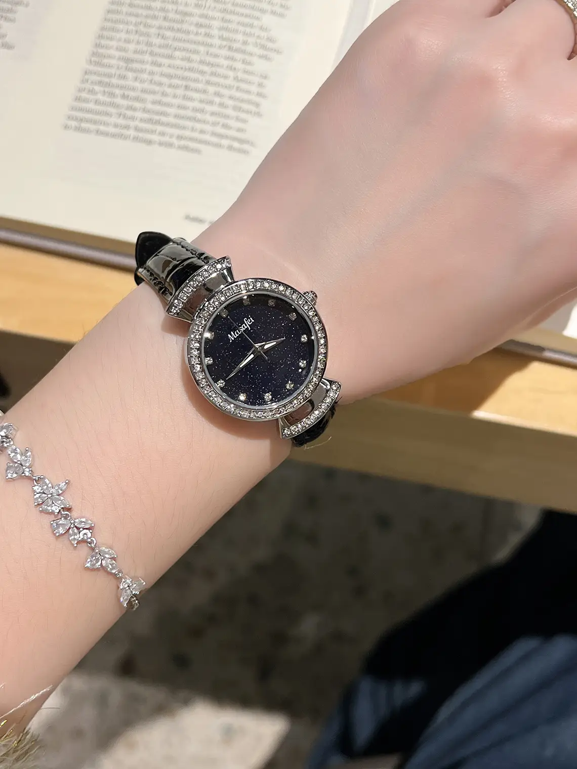 Lady's Watch Blue Crystal Water Resistant — feature 10