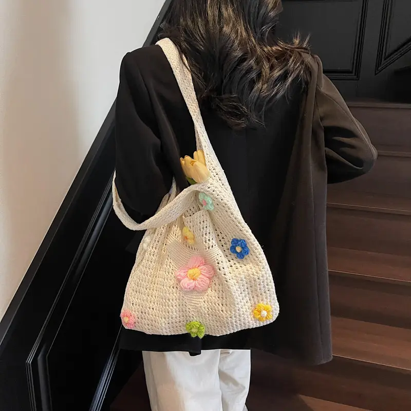 Women's Knitted Flower Shoulder Crossbody Bag - Image 4
