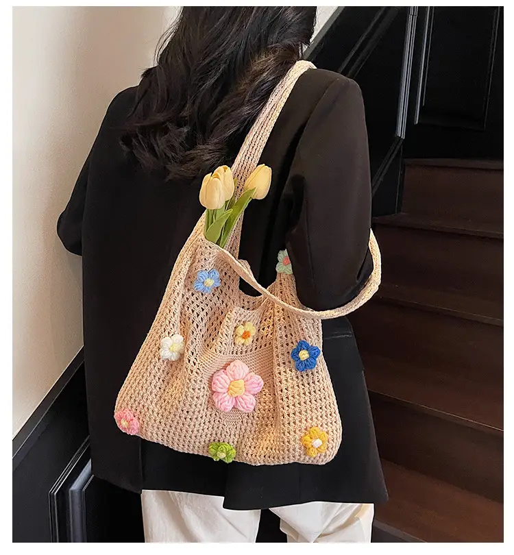 Women's Knitted Flower Shoulder Crossbody Bag — feature 2