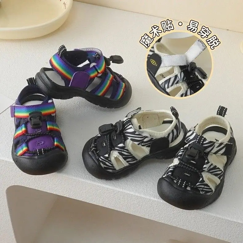 Summer New Boys Baotou Hollow Sandals Breathable Children Beach Shoes