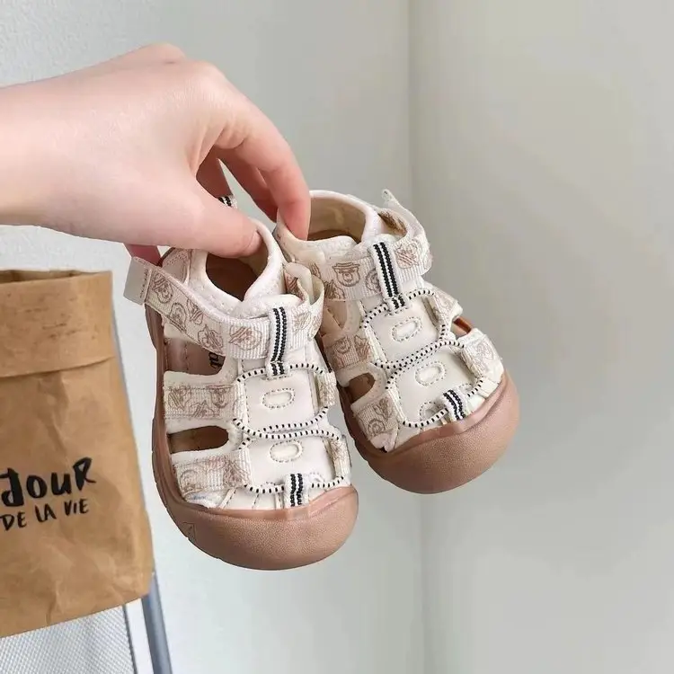 Summer New Boys Baotou Hollow Sandals Breathable Children Beach Shoes