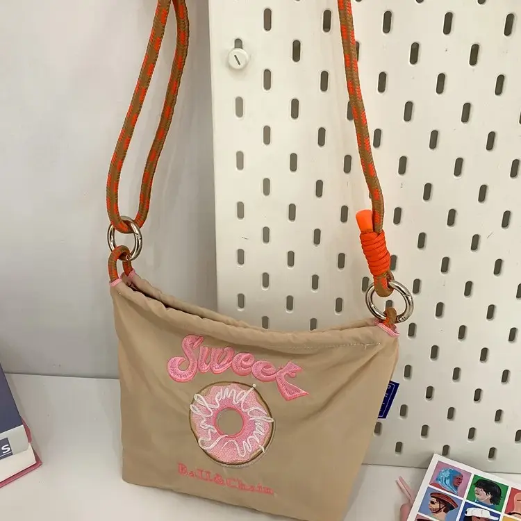 Japanese Niche Embroidered Shoulder Bag for Women — feature 41