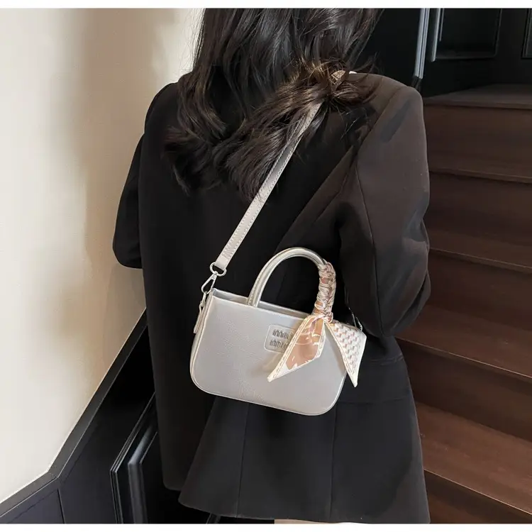 Women's Cream Miu U Shoulder Bag with Bow — feature 18