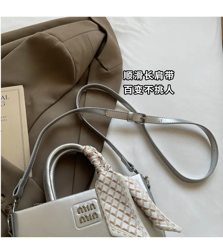 Women's Cream Miu U Shoulder Bag with Bow — feature 5