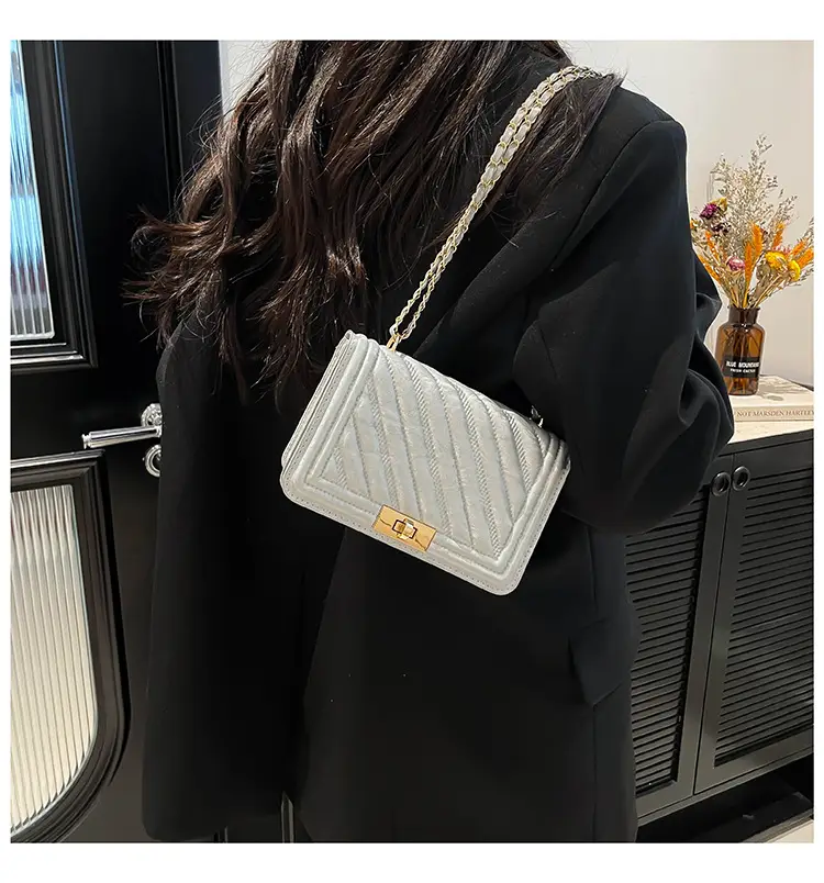 2025 Spring White Quilted Crossbody Bag with Gold Chain — feature 11