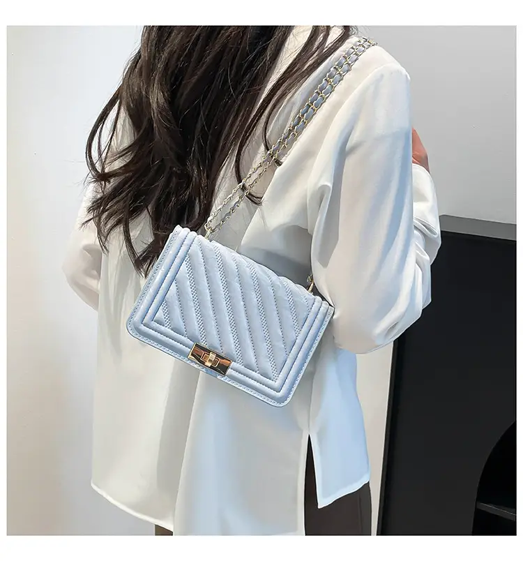 2025 Spring White Quilted Crossbody Bag with Gold Chain — feature 18
