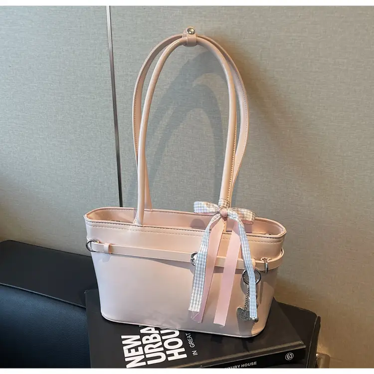Black Clear Plexiglass Shoulder Bag for Women — feature 10