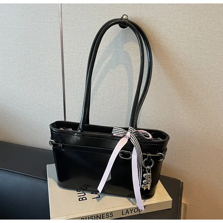 Black Clear Plexiglass Shoulder Bag for Women — feature 14