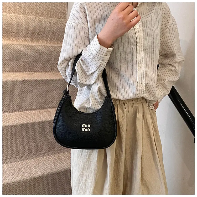 Women's Niche Crossbody Bag Beige 2026 — feature 11