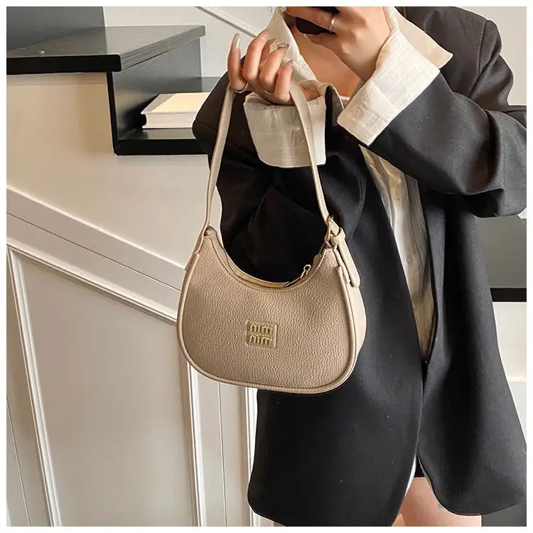 Women's Niche Crossbody Bag Beige 2026 — feature 12