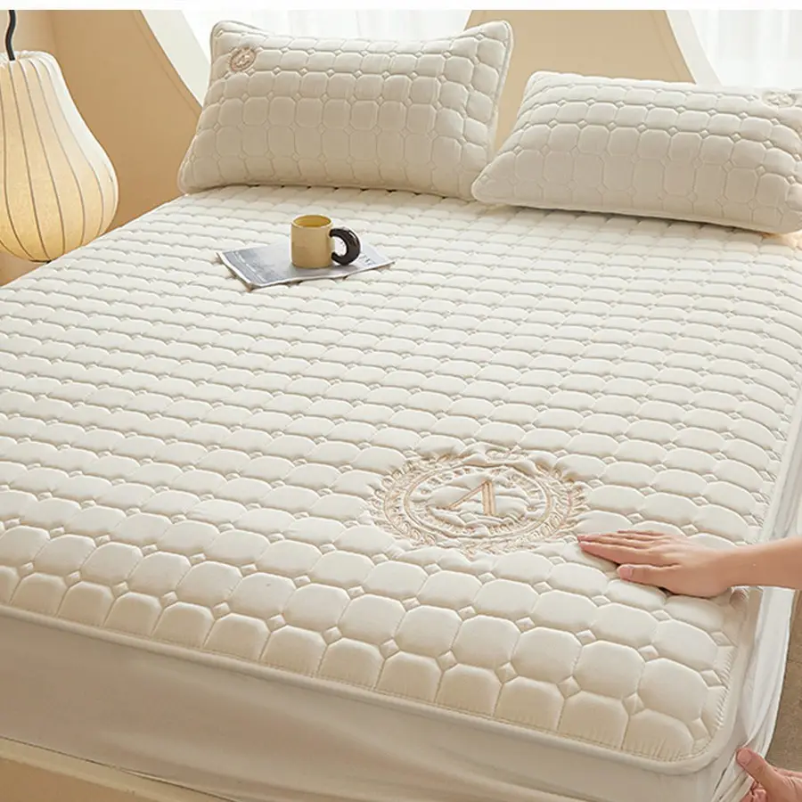 Cross-Border Quilted Waterproof Fitted Sheet Single Piece Thickened Bed Cover Set All-Inclusive Bed Cover Pure Bed Three-Piece Set Mattress Protector