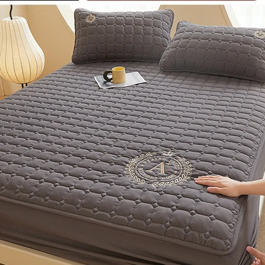 Cross-Border Quilted Waterproof Fitted Sheet Single Piece Thickened Bed Cover Set All-Inclusive Bed Cover Pure Bed Three-Piece Set Mattress Protector