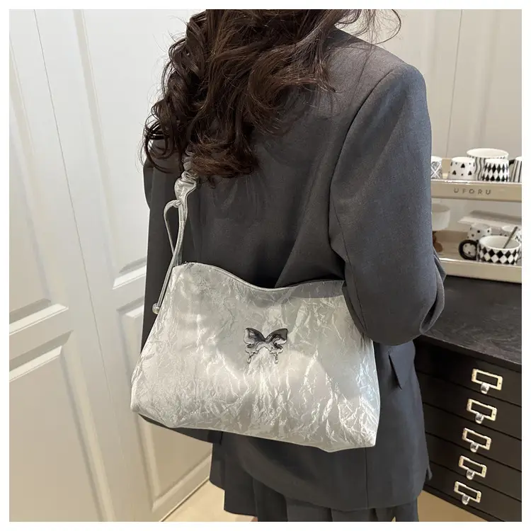 Underarm Bag with Butterfly Design 2025 New — feature 9