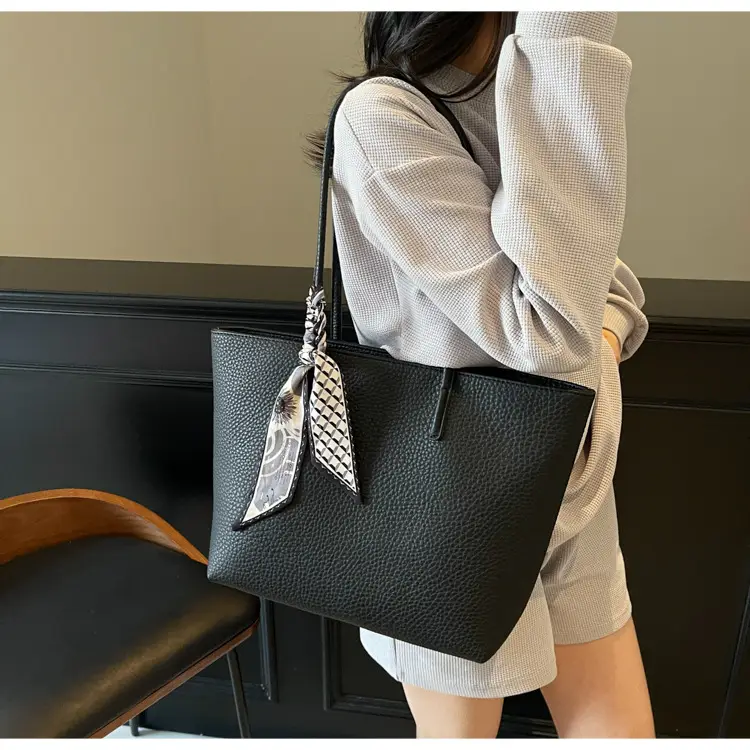 Elegant Underarm Handbag for Women 2025 — feature 15