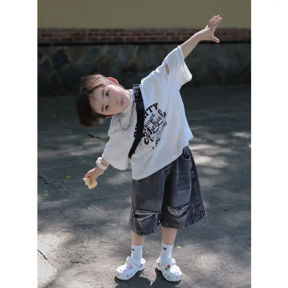 Men's 2-Piece Summer T-Shirt & Denim Pants Set - Image 5