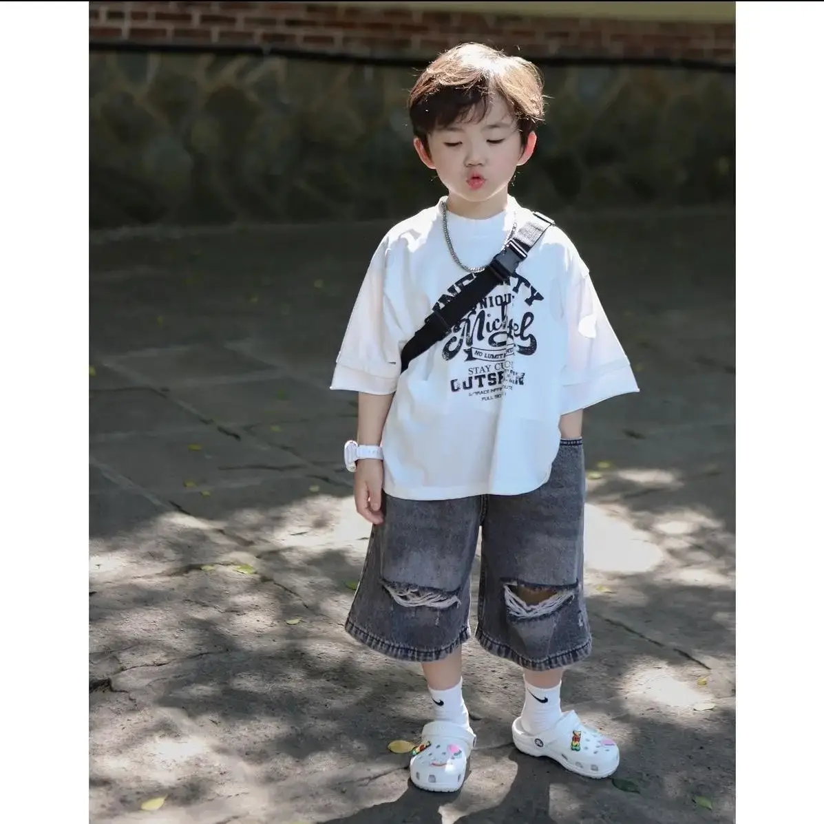 Men's 2-Piece Summer T-Shirt & Denim Pants Set — feature 5