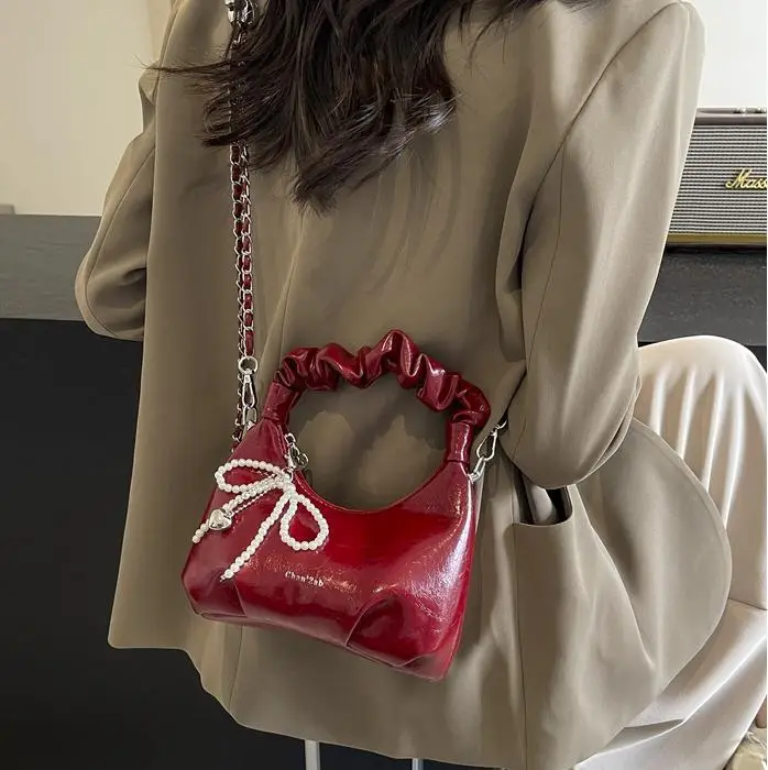 White Pleated Shoulder Bag with Chain Strap for Women - Image 7
