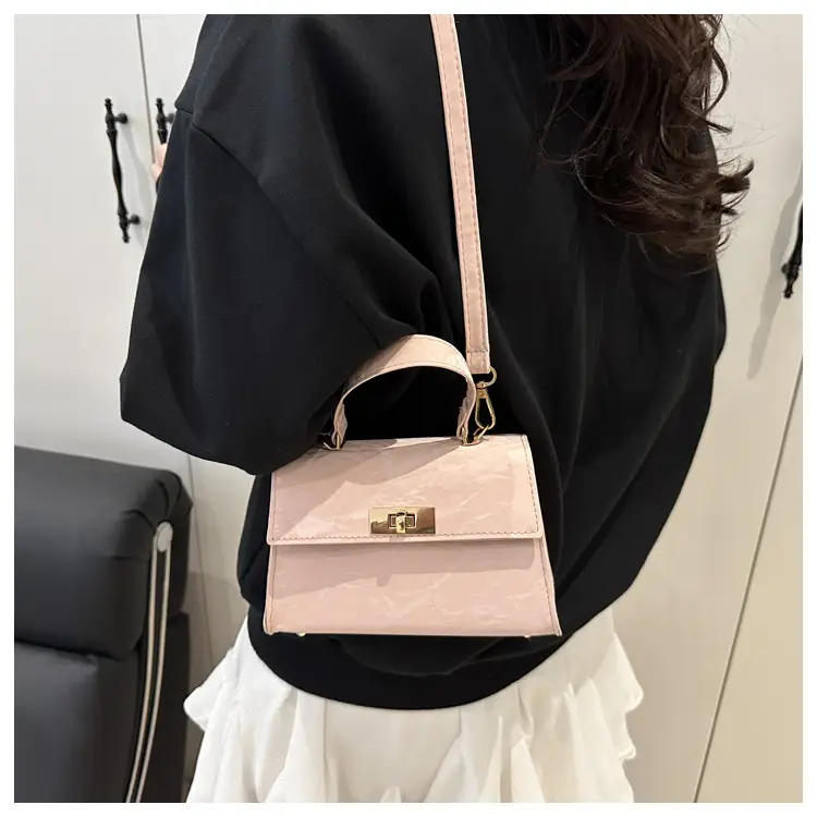2025 Spring Light Blue Shoulder Crossbody Bag with Lock — feature 12