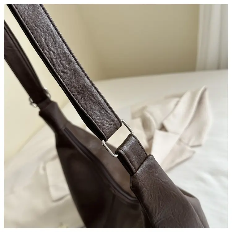Large Capacity Vintage Tote Bag for Women — feature 17