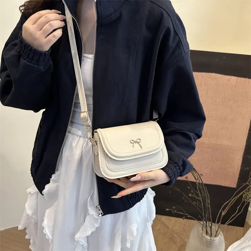 Women's Crossbody Bag White Square Design 2026 - Image 5