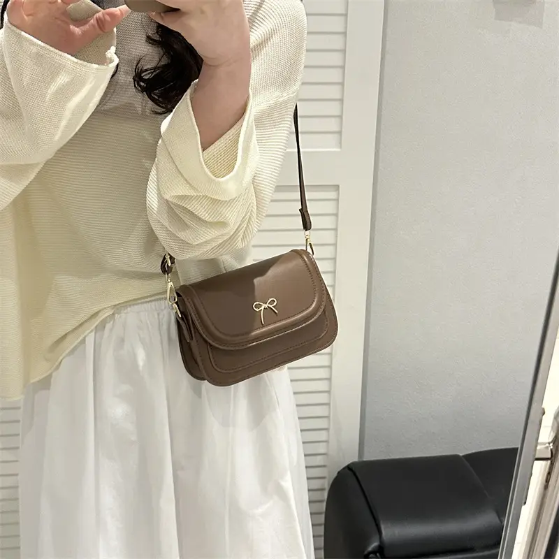 Women's Crossbody Bag White Square Design 2026 — feature 24