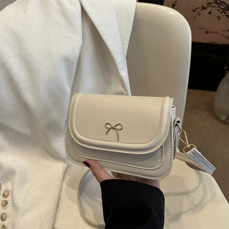 Women's Crossbody Bag White Square Design 2026 — feature 27