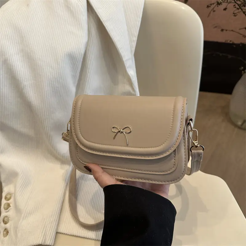 Women's Crossbody Bag White Square Design 2026 — feature 28